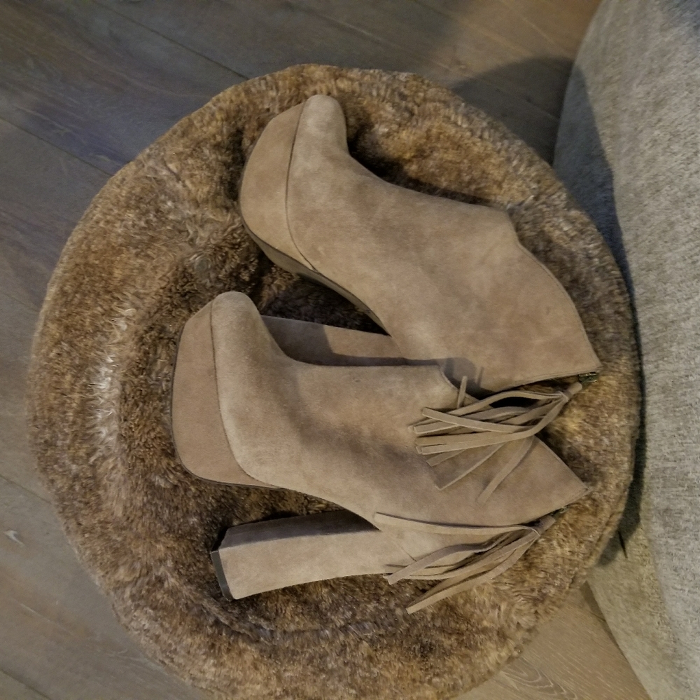 Platform boots